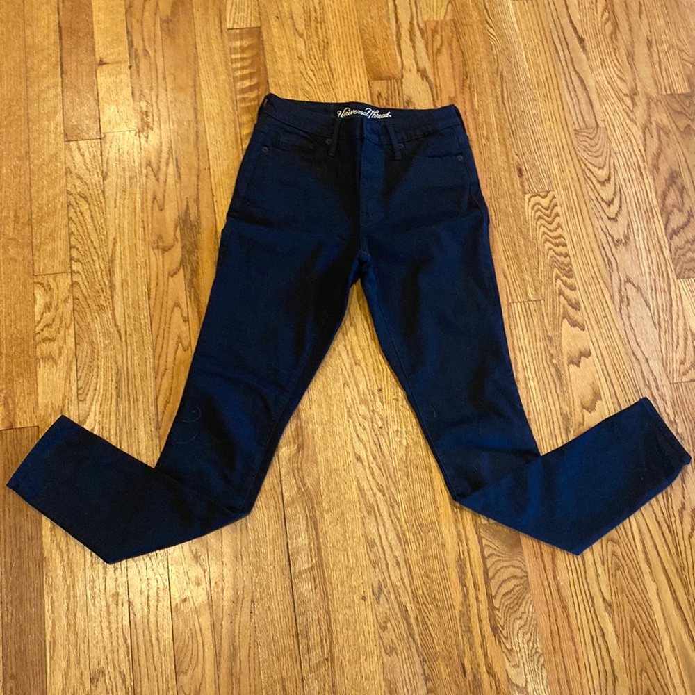These are like new black Universal Thread pants.